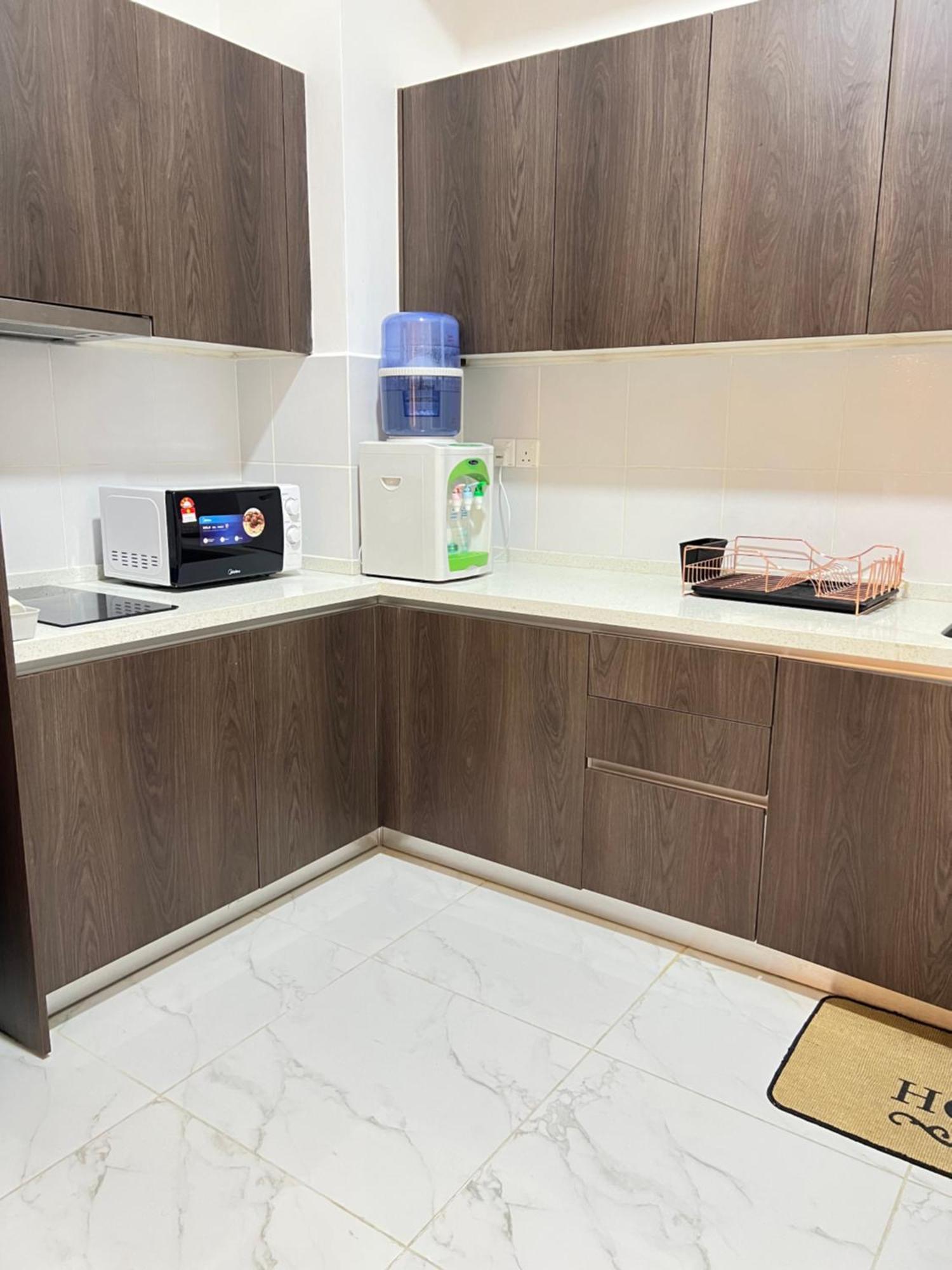 Rizz Residence Troika Kb Kota Bharu Eksteriør billede